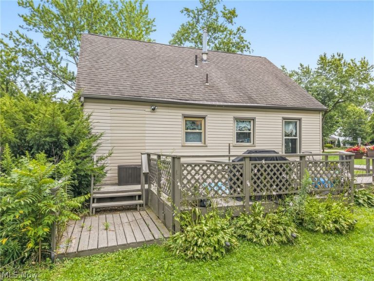 178 Edgehill Avenue, Austintown, OH - Photo 6