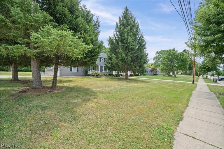 7471 Som Center Road, Solon, OH - Photo 3