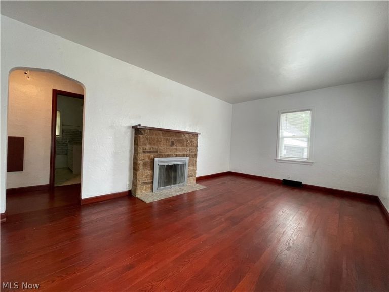 810 Highland Boulevard, Coshocton, OH - Photo 4
