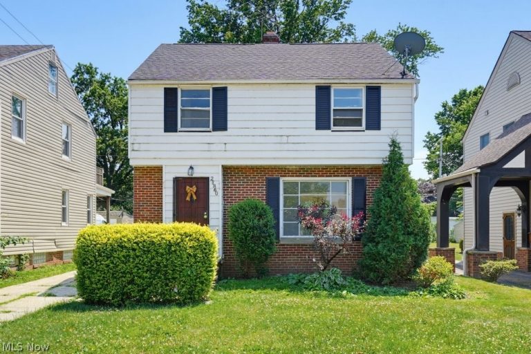 21860 Roberts Avenue, Euclid, OH, 44123