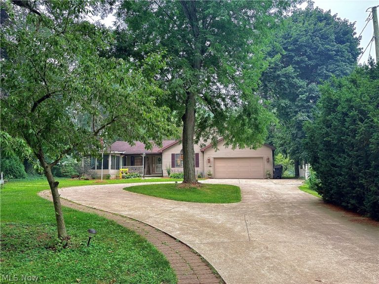 603 Main Street, Bellevue, OH - Photo 2