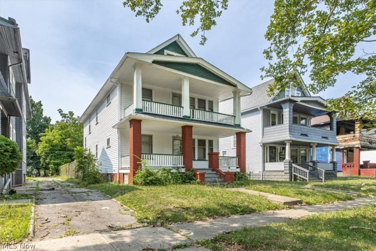 9500 Parkview Avenue, Cleveland, OH - Photo 2