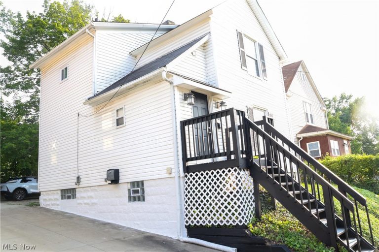 240 Miller Avenue, Akron, OH - Photo 2