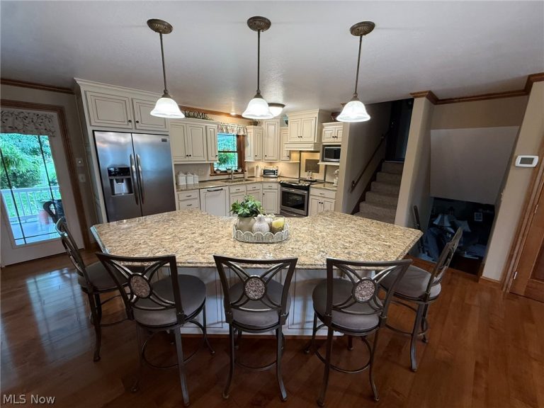 410 Stratton Avenue, New Philadelphia, OH - Photo 3