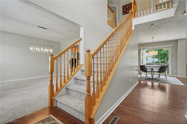 63 Creekledge Lane, Copley, OH - Photo 6