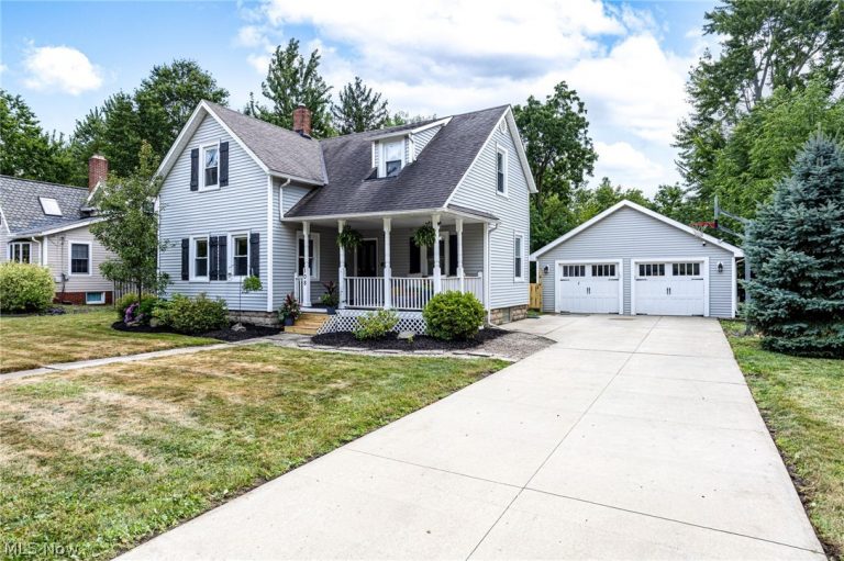 108 Center Street, Berea, OH - Photo 3