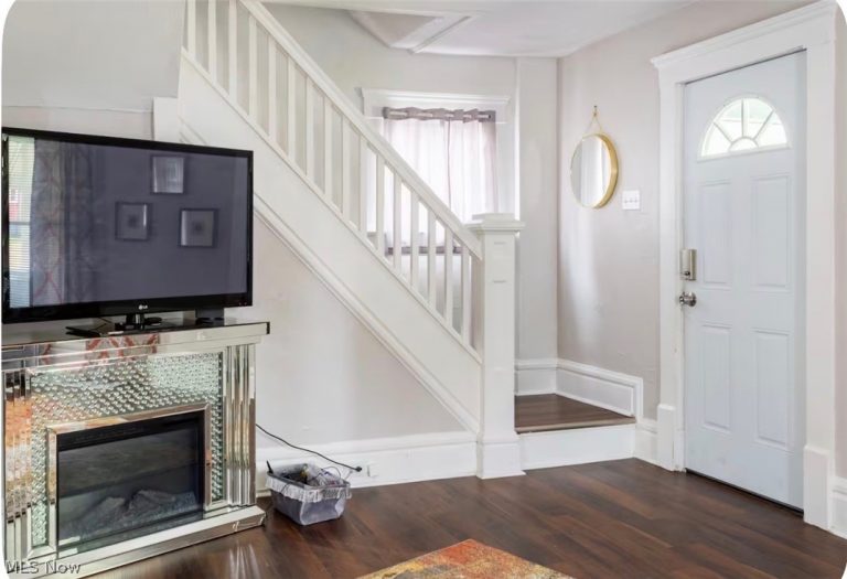 796 Kling Street, Akron, OH - Photo 2