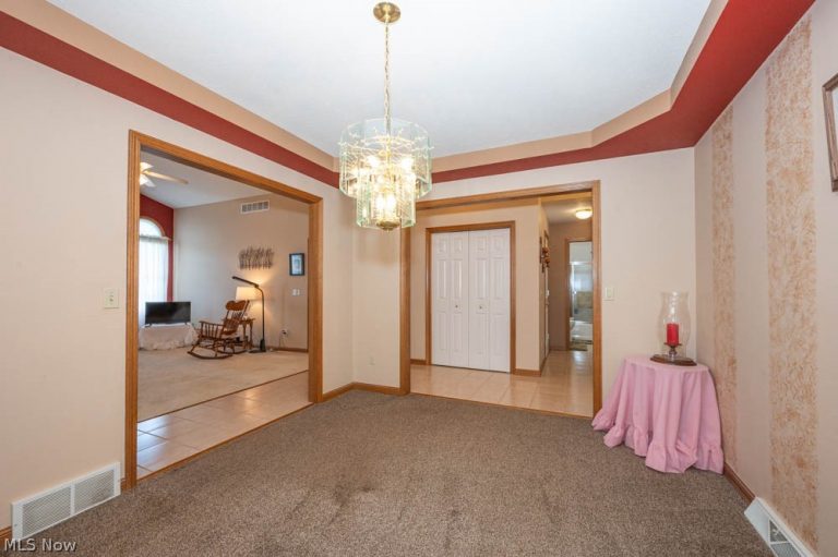 831 Auburn Hills Dr. #A, Boardman, OH - Photo 5