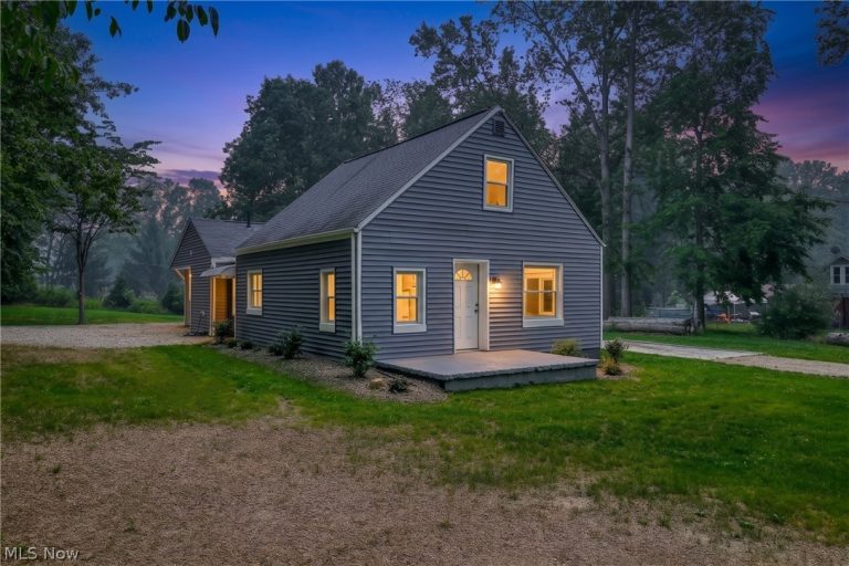 2190 Lake Road, Akron, OH - Photo 2