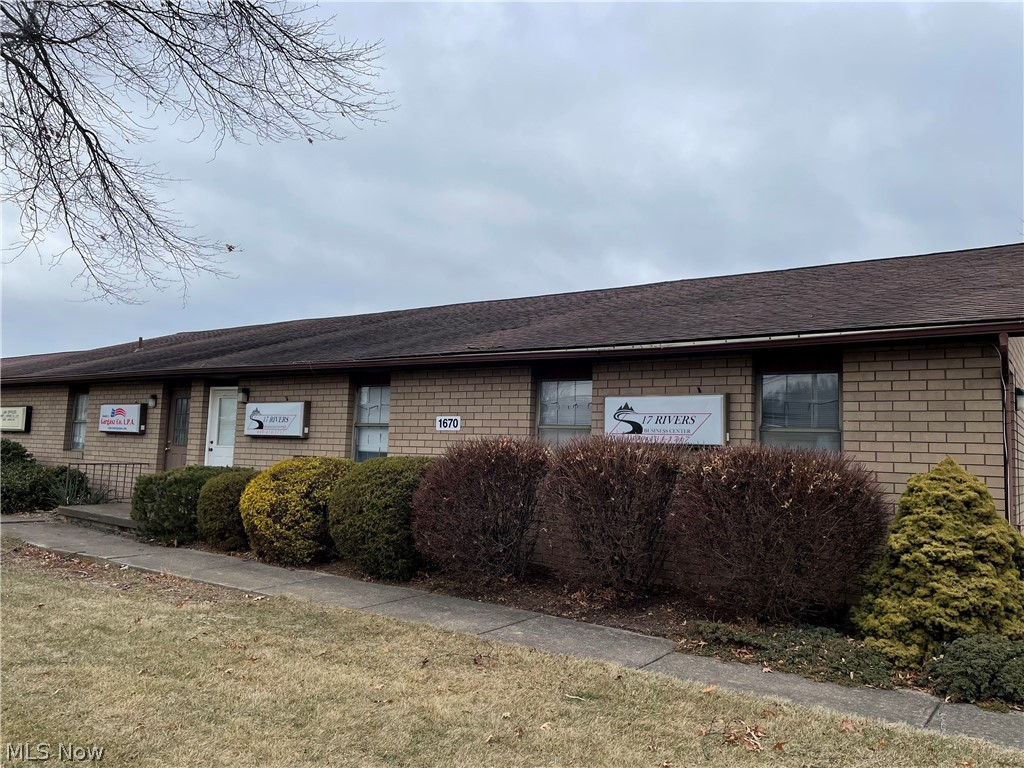 1670 Cooper Foster Park Road, Lorain, OH