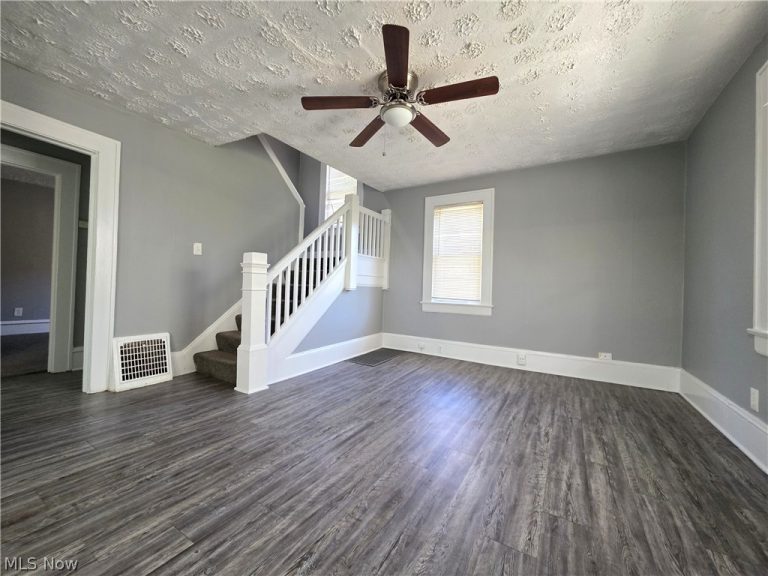 432 Fuller Street, Akron, OH - Photo 3