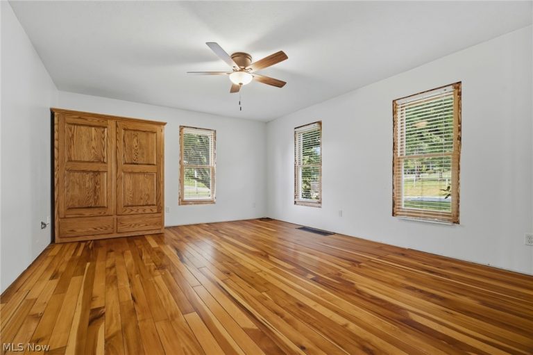 11513 Kile Road, Chardon, OH - Photo 8