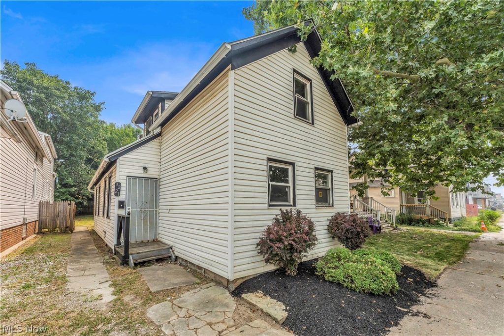 3221 Trowbridge Avenue, Cleveland, OH