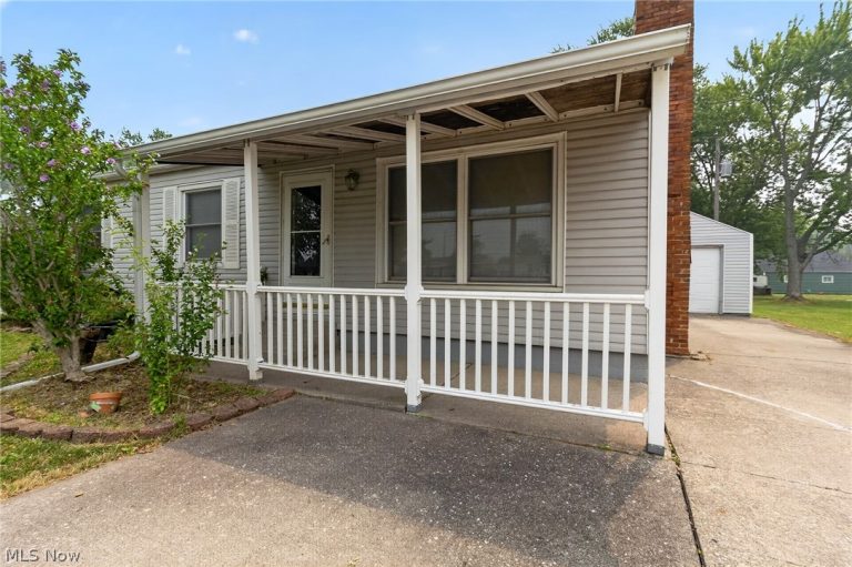 1575 Terrawenda Drive, Defiance, OH - Photo 2