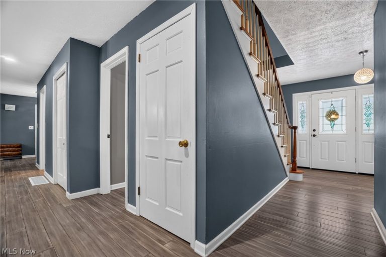 12 Square Circle Drive, Madison, OH - Photo 5