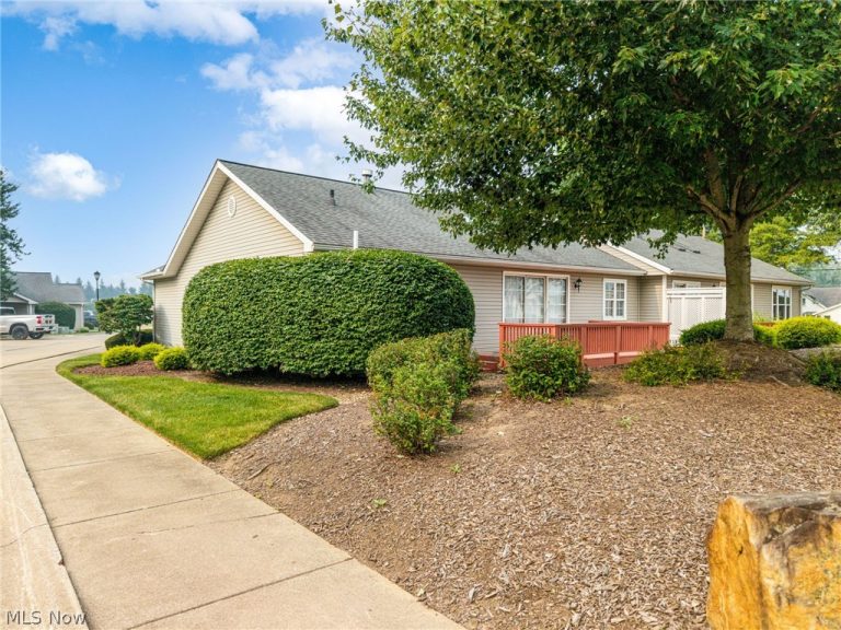 760 Renee Drive, Wadsworth, OH - Photo 4