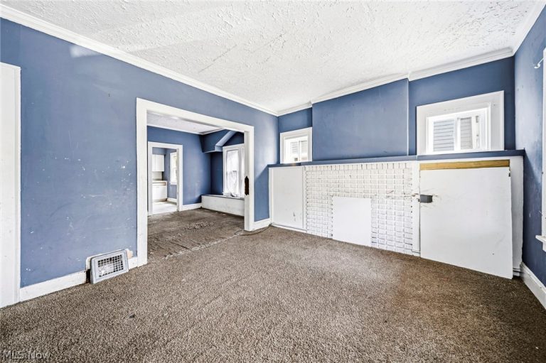 13405 Bartlett Avenue, Cleveland, OH - Photo 4
