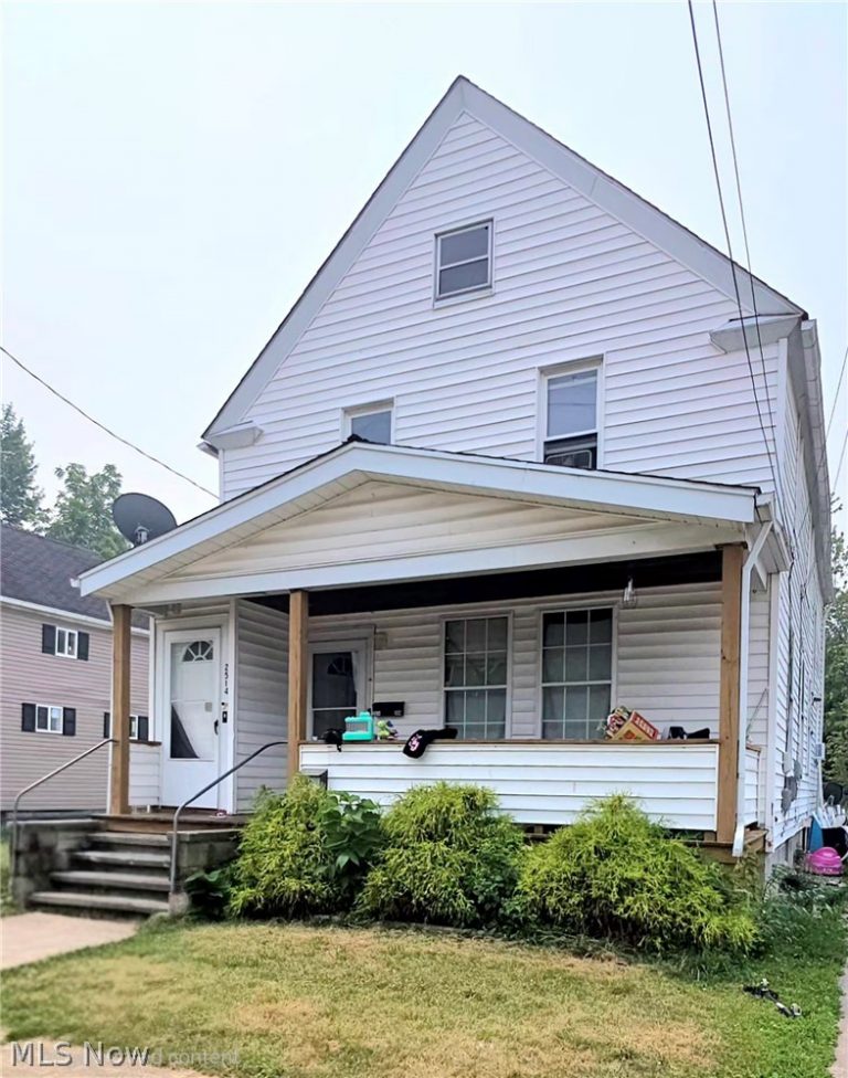 2514 Reid Avenue, Lorain, OH - Photo 2