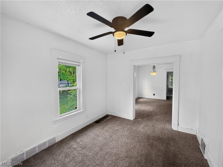 9705 Orleans Avenue, Cleveland, OH - Photo 3