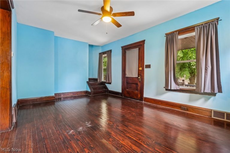 1531 Winchester Avenue, Lakewood, OH - Photo 6