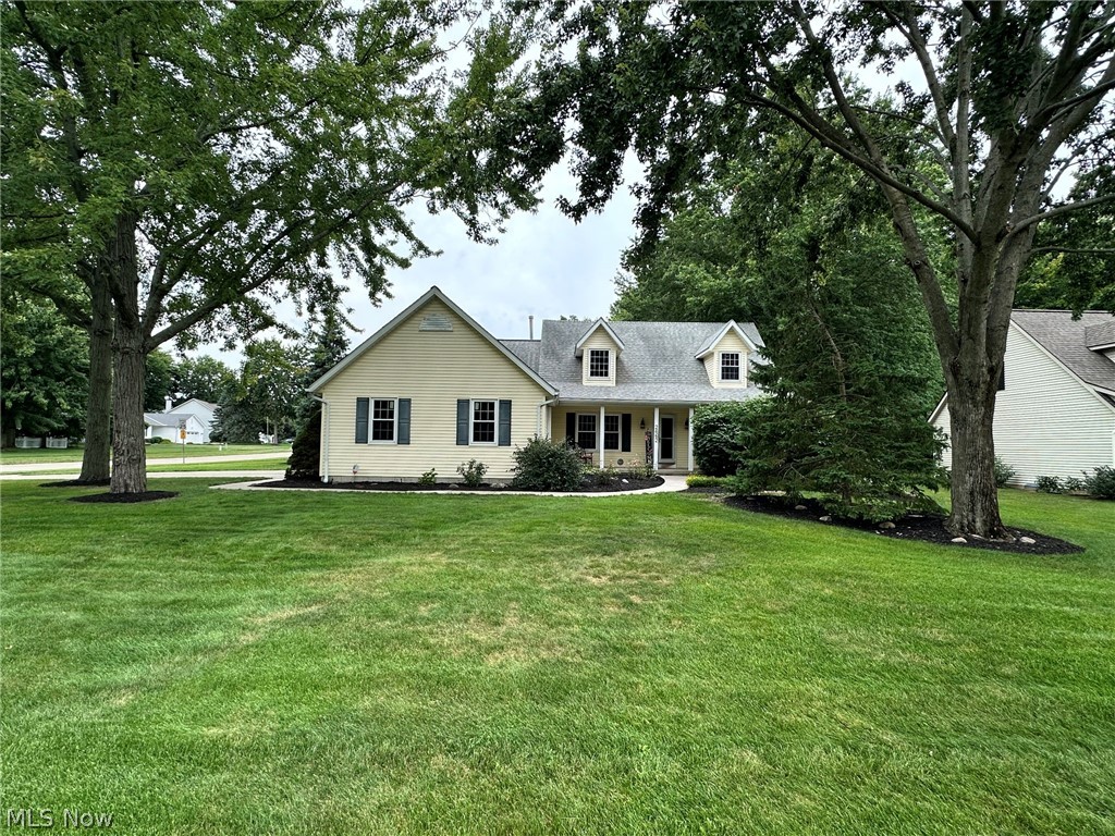 2462 Candlewood Drive, Avon, OH