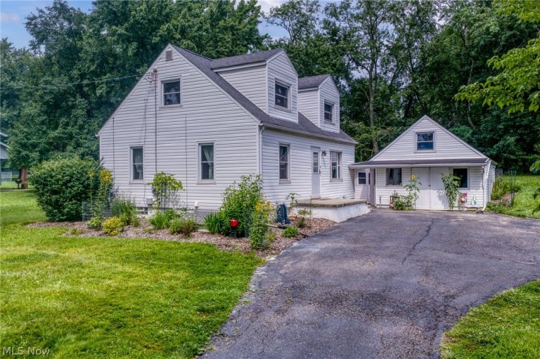 1007 Munroe Road, Tallmadge, OH, 44278