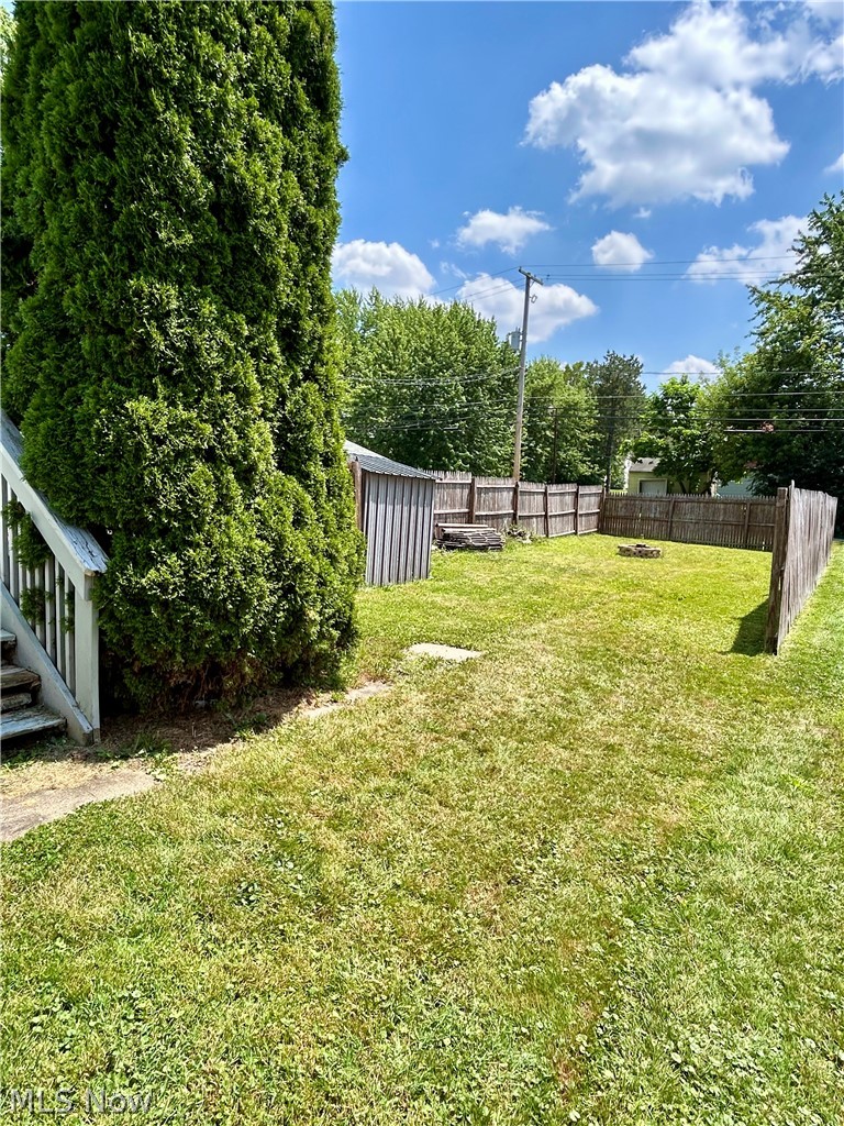 365 Indiana Avenue, Sebring, OH - Photo 3