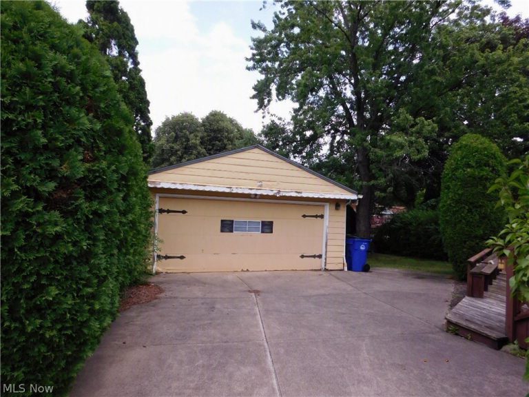 616 Judie Drive, Cleveland, OH - Photo 4