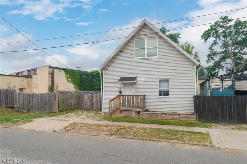 3208 66th Street, Cleveland, OH