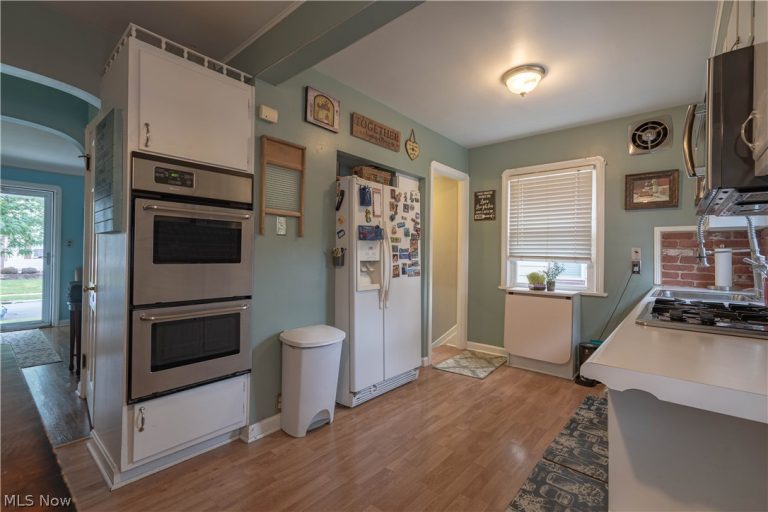 3193 139th Street, Cleveland, OH - Photo 6