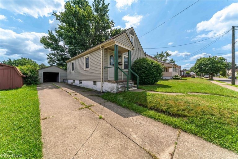1347 Hammel Street, Akron, OH - Photo 3