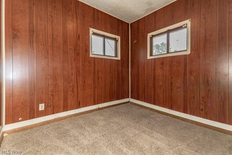 980 Evangeline Road, Cleveland, OH - Photo 5