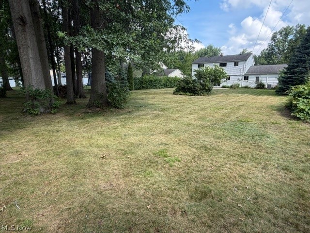 26941 Adele Lane, Olmsted Falls, OH - Photo 2