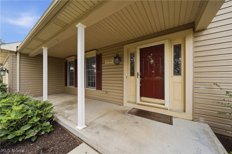 4764 Young Road, Stow, OH - Photo 3
