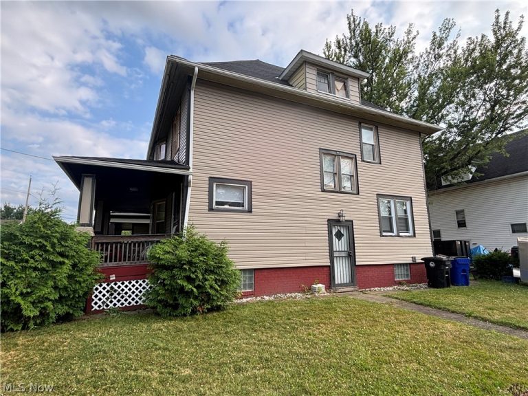 3106 E 99th Street, Cleveland, OH - Photo 3