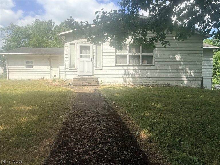 4636 143rd Street, Garfield Heights, OH, 44125