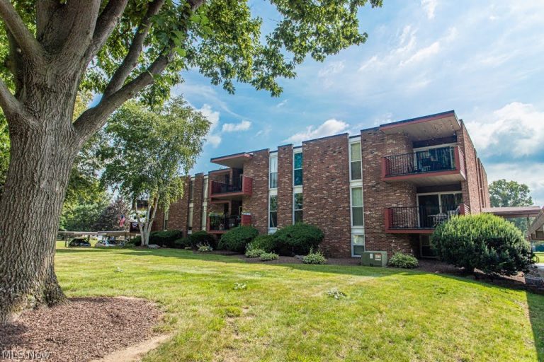 2540 North Road #C12, Warren, OH, 44483