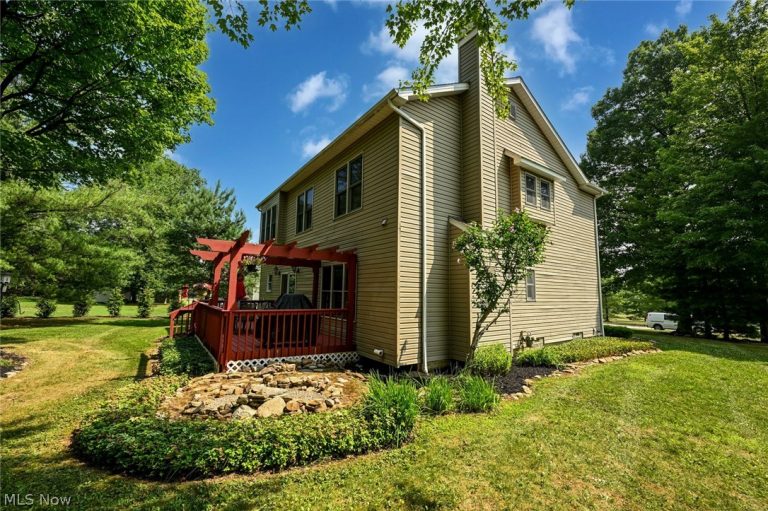 3706 Jupiter Drive, North Royalton, OH - Photo 4
