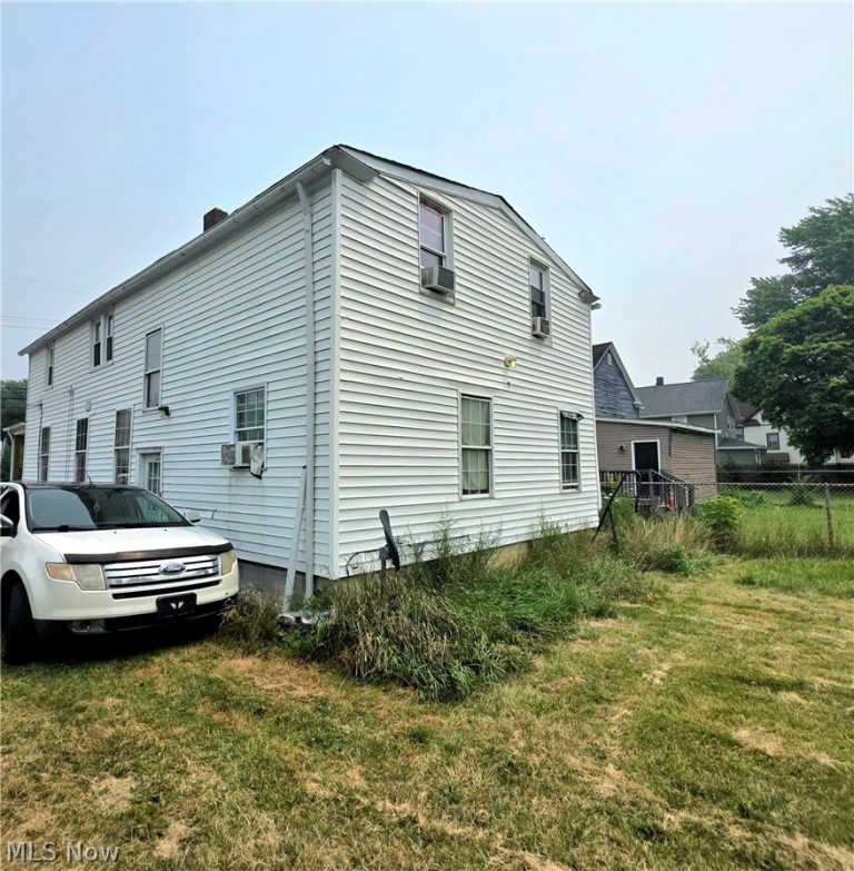 2514 Reid Avenue, Lorain, OH - Photo 4