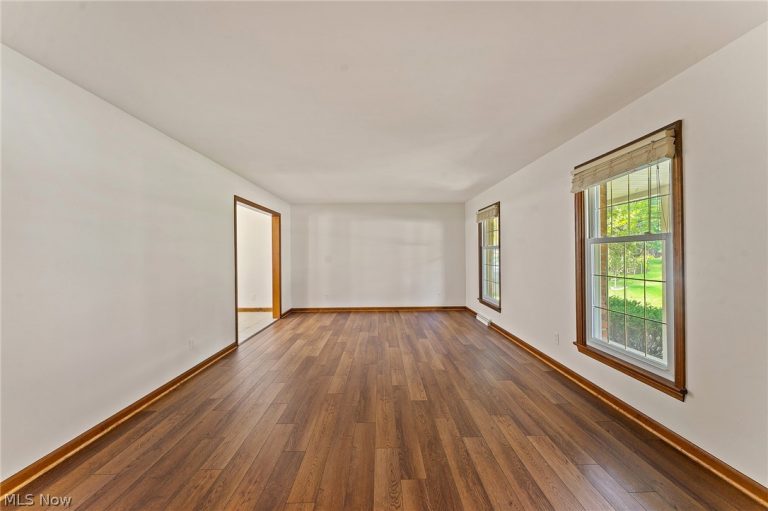 442 Briarcliff Drive, Canfield, OH - Photo 6