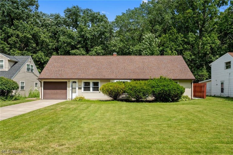 644 Irving Park Boulevard, Sheffield Lake, OH, 44054