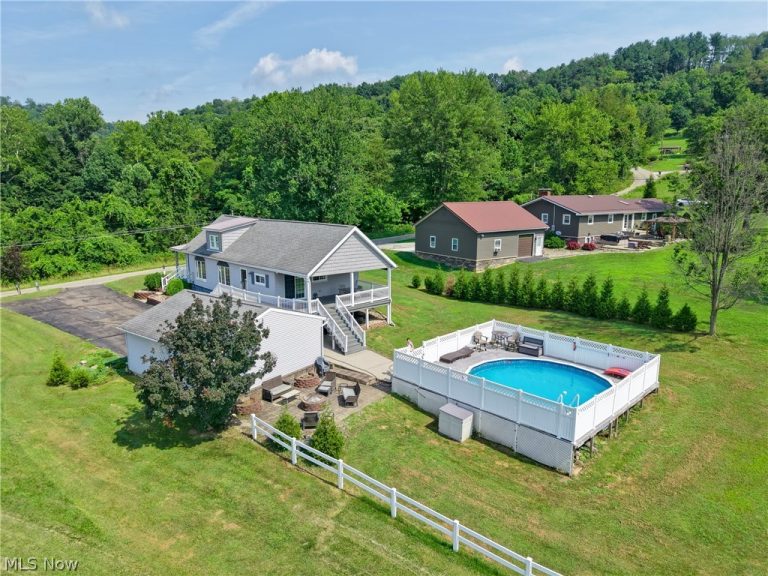 54747 Mount Victory Road, Powhatan Point, OH - Photo 6