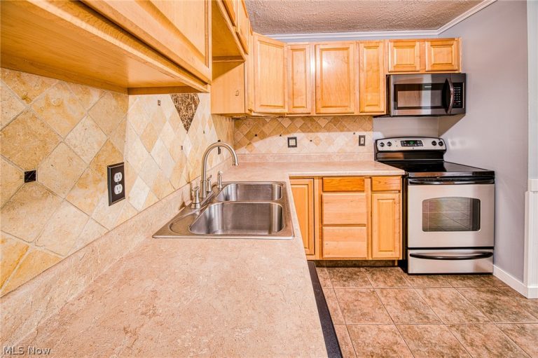 107 Hyder Drive, Madison, OH - Photo 6