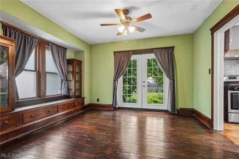 1531 Winchester Avenue, Lakewood, OH - Photo 8