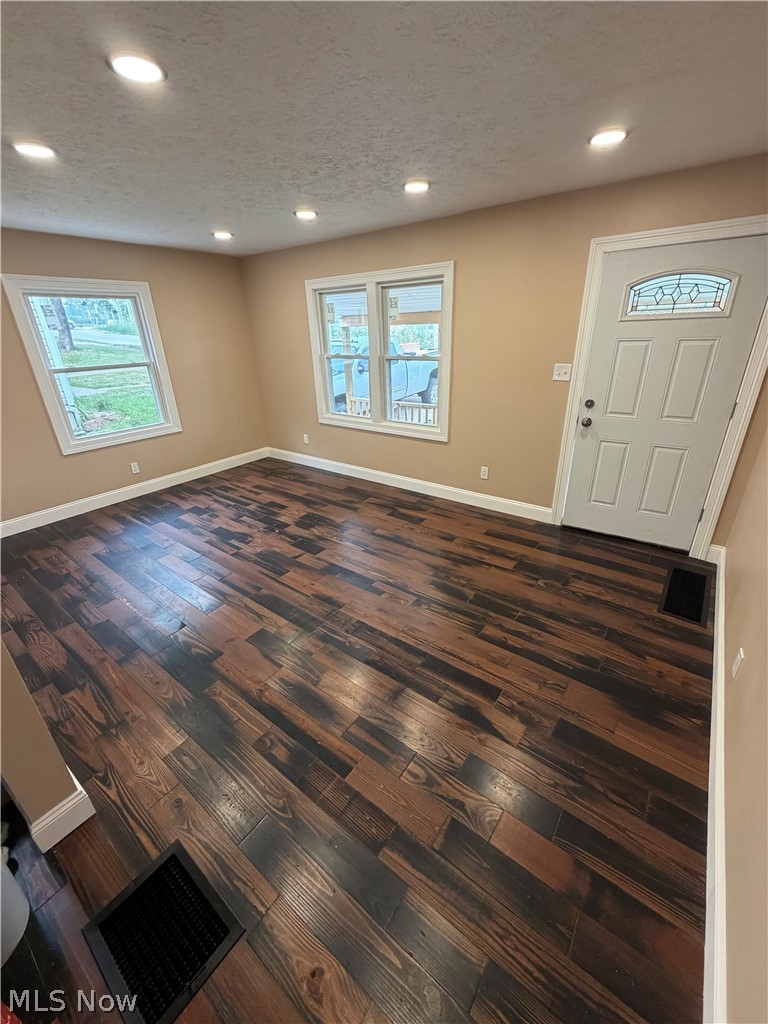 1690 Coventry Street, Akron, OH - Photo 2