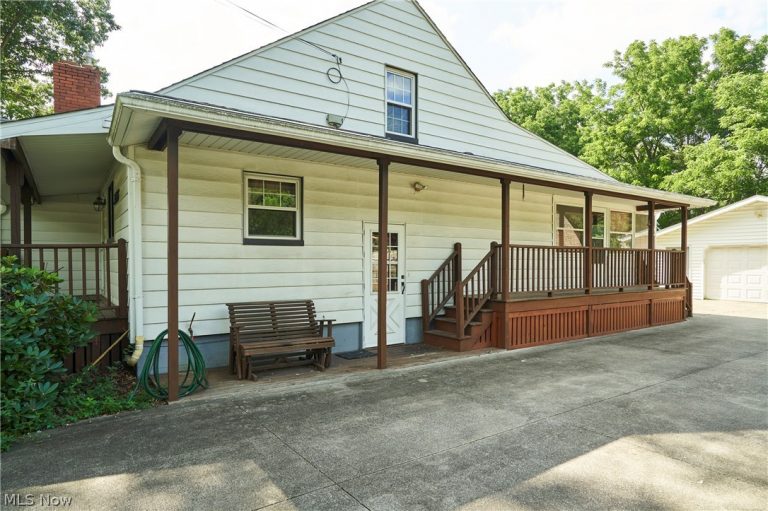 3295 Tisen Road, Akron, OH - Photo 2