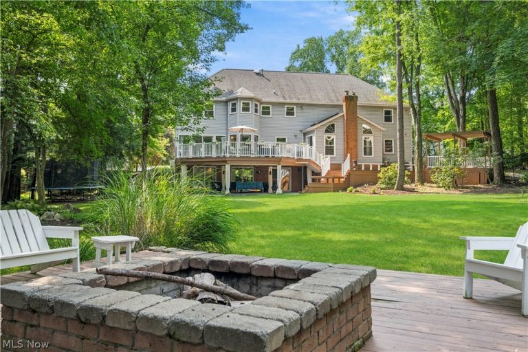 2537 Fox Circle, Stow, OH - Photo 4