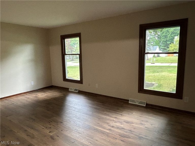 501 Red Rock Drive, Wadsworth, OH - Photo 5