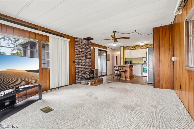 18592 Edwards Road #220, Doylestown, OH - Photo 4