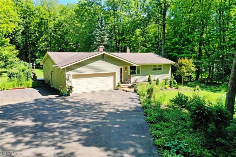 6103 Allyn Road, Hiram, OH, 44234